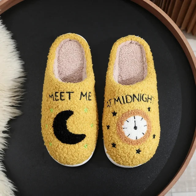 Swift Serenity Slippers | Embrassez le Swiftie qui sommeille en vous à chaque pas.