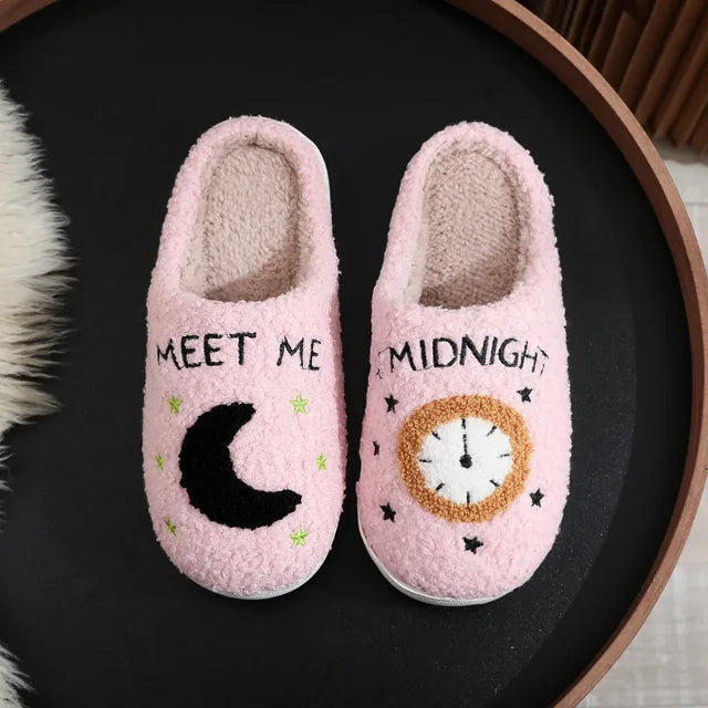 Swift Serenity Slippers | Embrassez le Swiftie qui sommeille en vous à chaque pas.