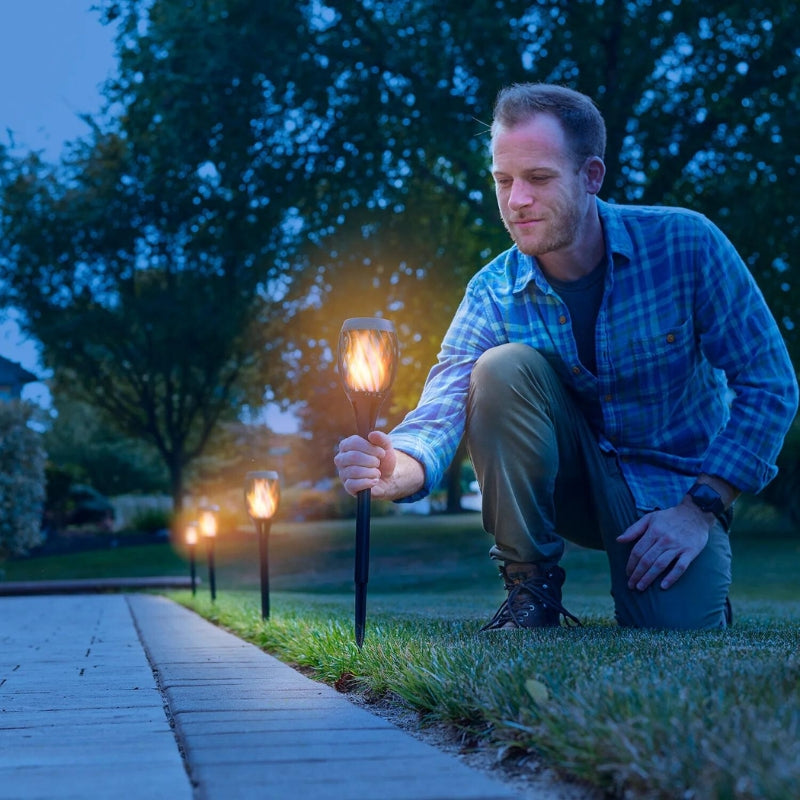 SolarFlame | Chaque soirée à l'extérieur devient une aventure enchanteresse, pleine de lumière et de chaleur.